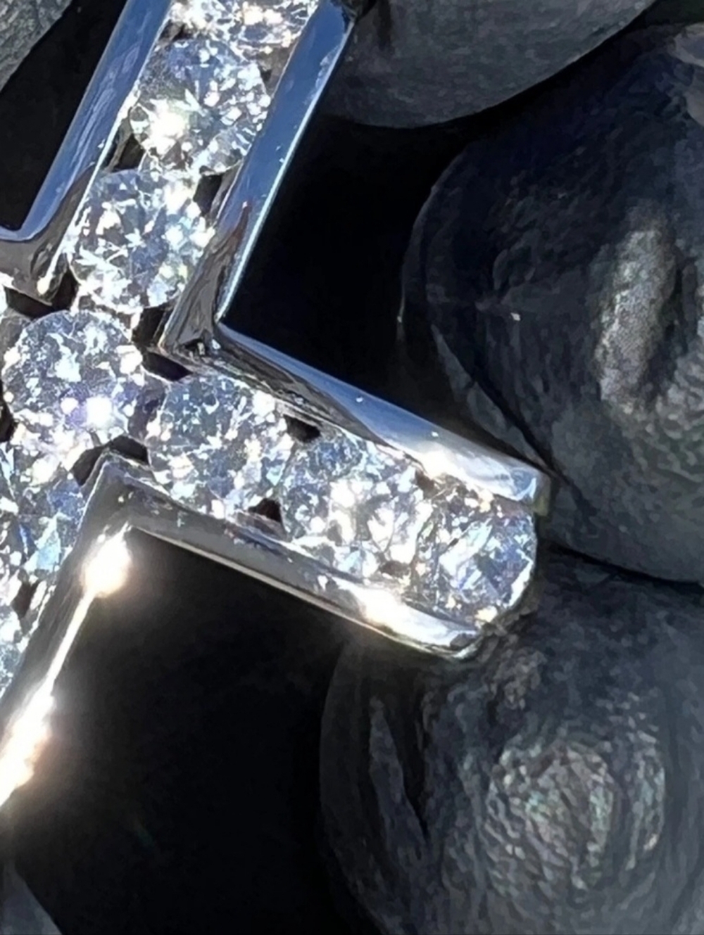 Iced Channel Set VVS1 Mossinite Tennis Cross Pendant / Real 925 Silver NEW - Picture 8 of 9